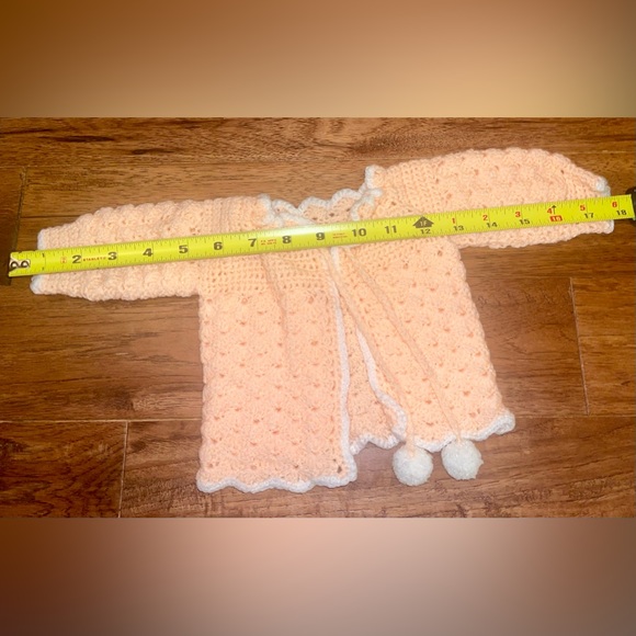 Crochet Baby Layette & Blanket Set Beanie Hat, Bonnet, Booties, Sweater homemade - Picture 9 of 16